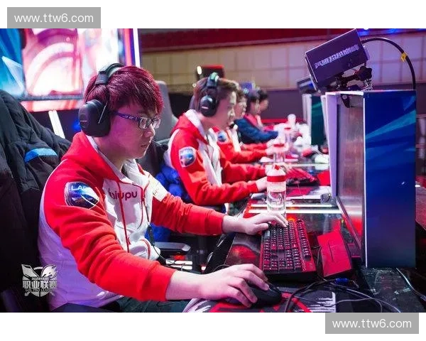 柚子杯LOL赛事精彩回顾与战队分析 全面剖析最强对决之路